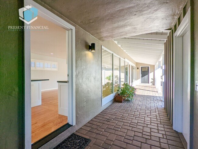 Photo - 540 W Hillsdale Blvd