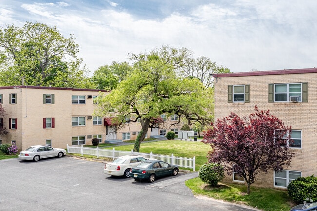 East Park Apartments