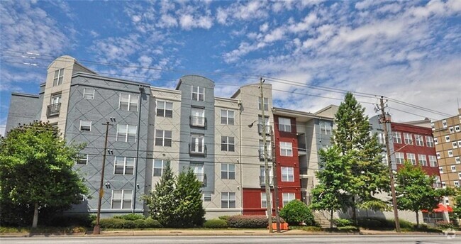 Building Photo - 433 Highland Ave NE Rental