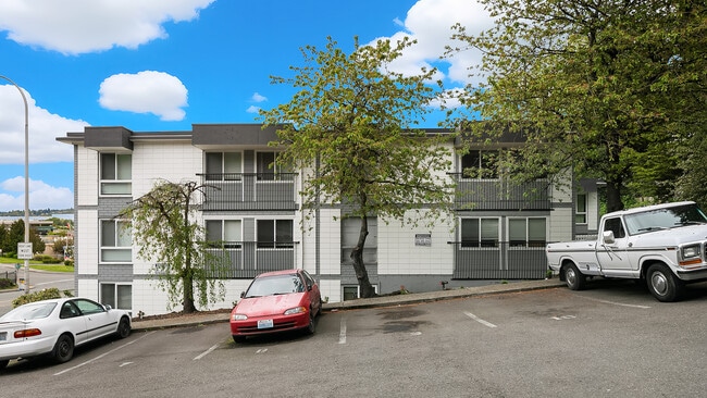 Nacelle Apartments