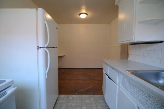 Photo - 1623 Section Rd Unit 3