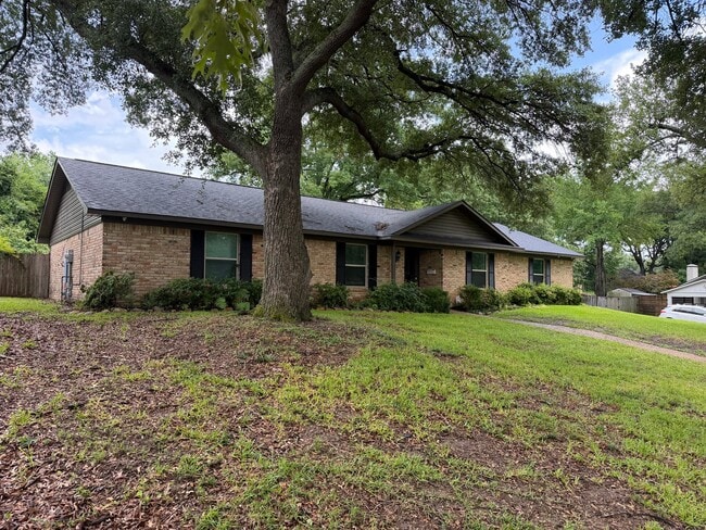 Photo - 3424 Glendale Dr