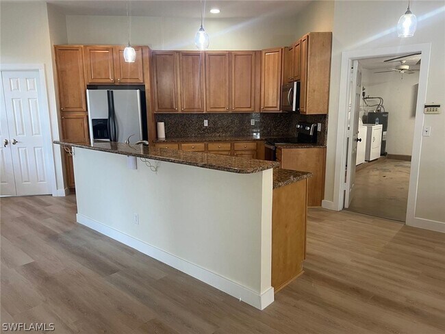 Photo - 2662 Aft Ave