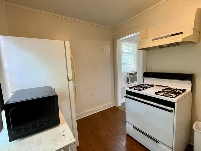 Photo - 531 1/2 G St NW