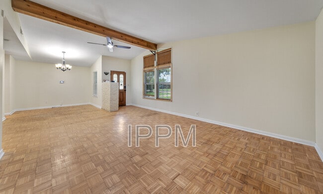 Photo - 914 Carrol Ave