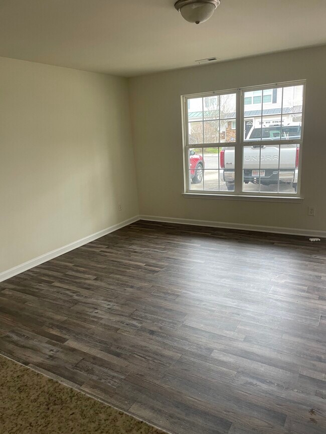 Photo - 5124 Thornton Knoll Way