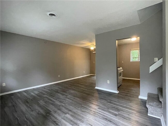 Photo - 4554 Doral Dr SW