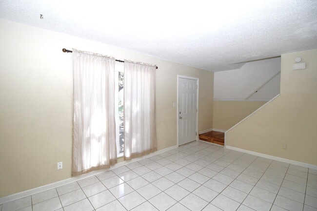 Photo - 2-Bedroom Waterfront Townhouse with Commun...