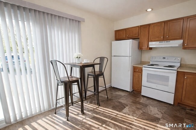 Photo - 34 James St Unit A