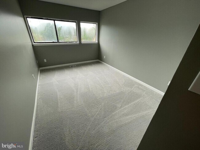 Photo - 3949 El Soneta Pl Unit #18