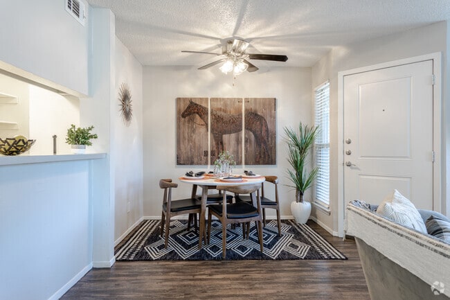 1BR,1BA - 710 Updgraded - Dining Area