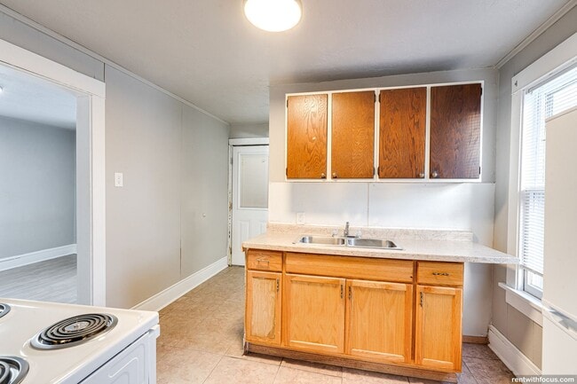 Photo - 712 W Lorain St Unit 714