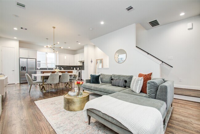 Photo - 2717 Eado Grove Ln