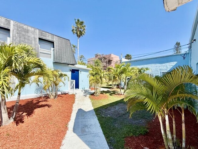 Photo - 14125 Palm St