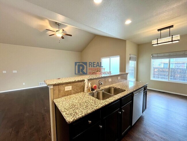 Photo - 8107 Chasewood Loop