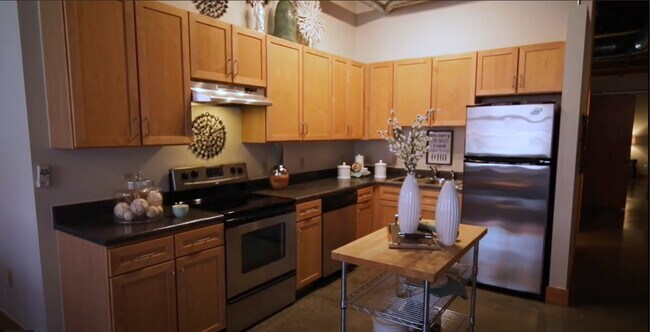 Photo - Bee Hat Lofts