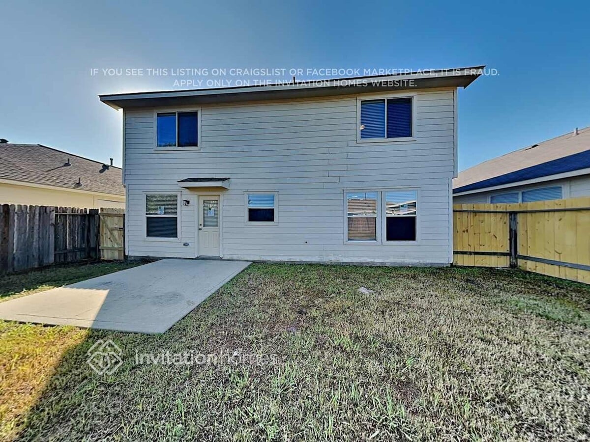 Photo - 4030 Falvel Shadow Creek Dr