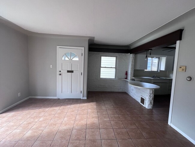 Photo - Adorable 2 Bedroom home with finished basement!