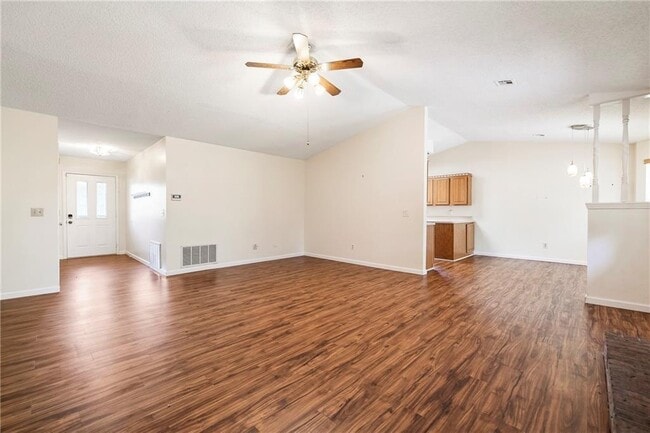 Photo - 207 Pleasant View Ln