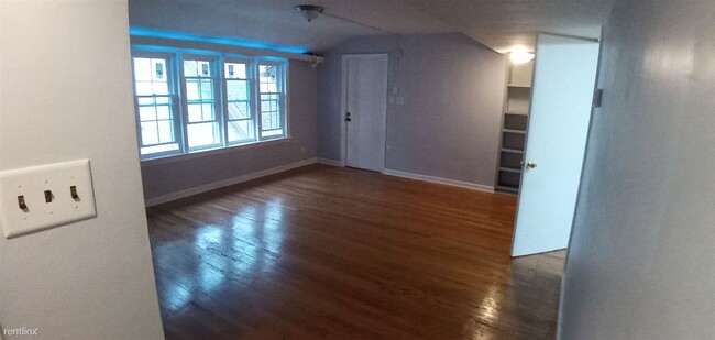 1 br, 1 bath 4plex - 2303 West McKinley Av... - 1 br, 1 bath 4plex - 2303 West McKinley Av... Condo