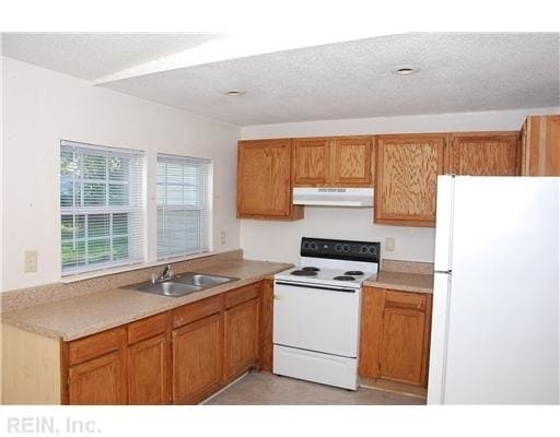 Building Photo - 2043 Maywood St Unit 2043 Maywood  B Rental