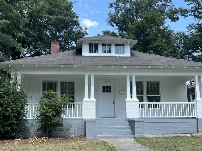 Photo - 1036 College Avenue Ext House