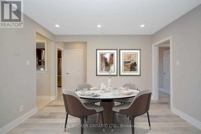 Photo - 2276 Bostock Crescent