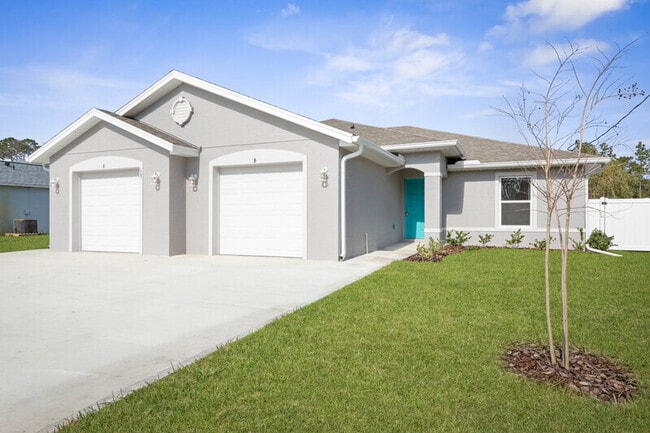 Photo - 13 Squadron Pl