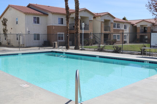 Photo - Las Flores Coachella