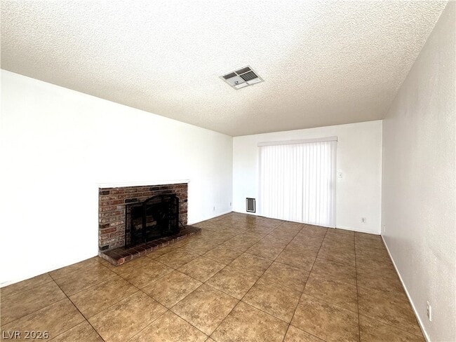 Photo - 2220 La Sombra St