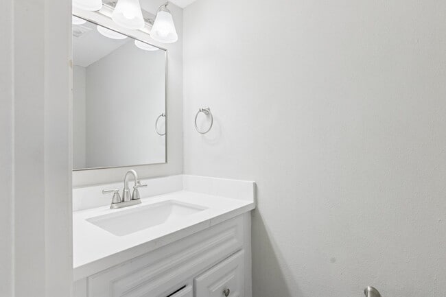 Photo - 9114 Kempwood Dr Unit 9114
