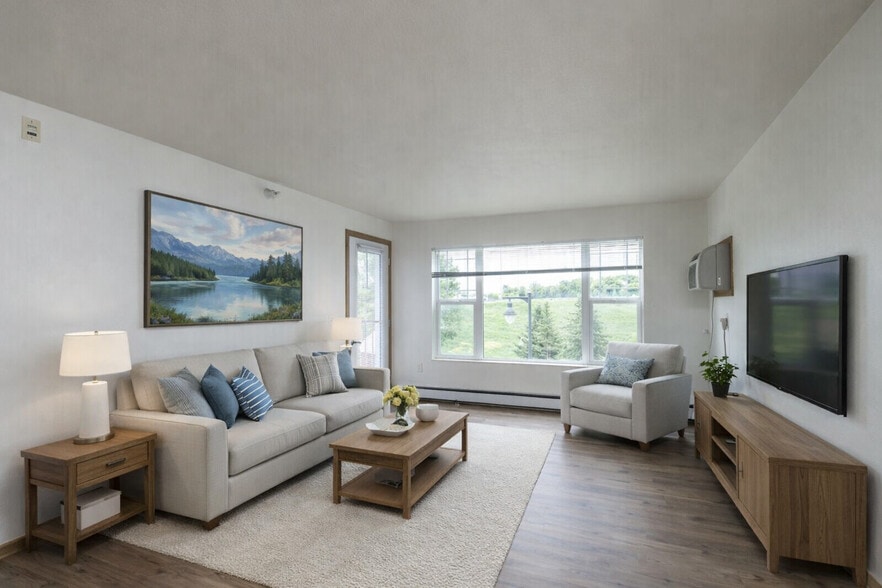 2 BD, 1 BA