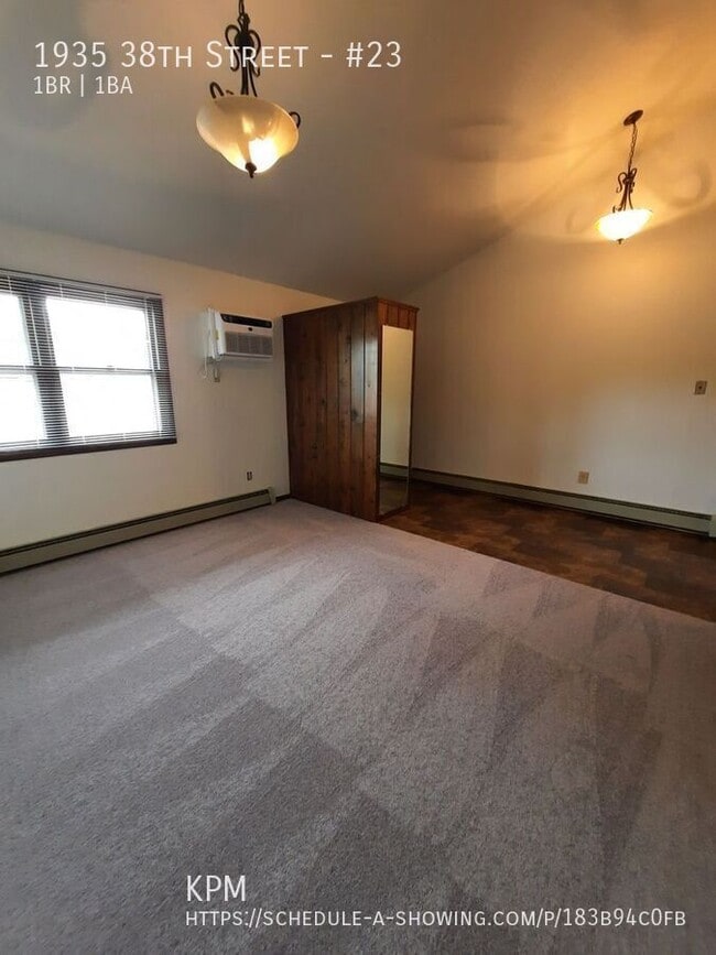 Photo - 1935 38th St Unidad #23