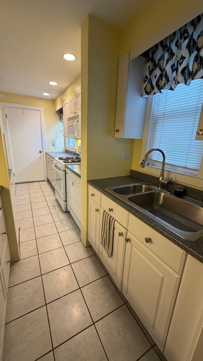 Photo - 11 Pearl St Unit 1