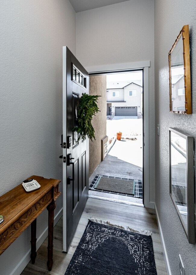 Photo - Beautiful Townhome Next to Nature on Westside