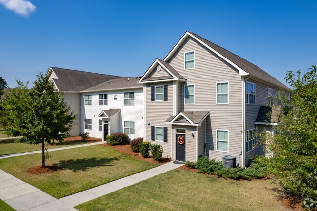 Photo - Basswood Landing Apartments