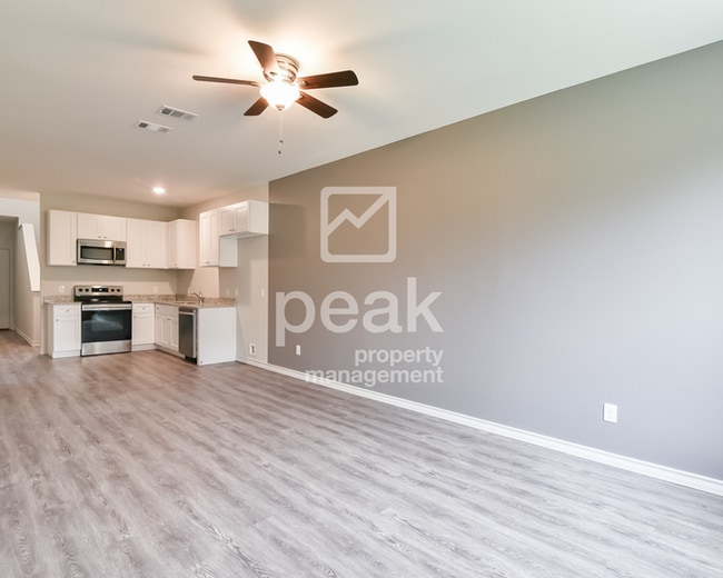 $1499! 3Bed/2.5Bath Fort Worth Duplex! Price Enhancement!