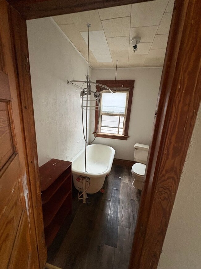 Photo - 3 Bedroom 1 Bathroom Townhome