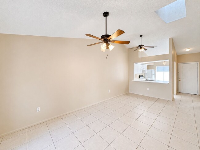 Photo - 2910 Western Willow Terrace