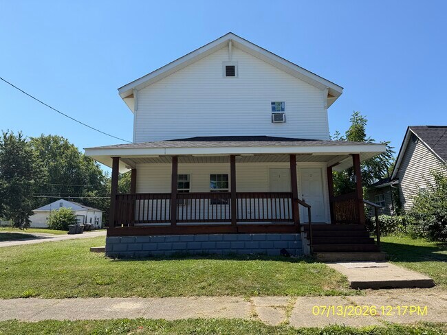 Photo - 1215 E 28th St Unit 1