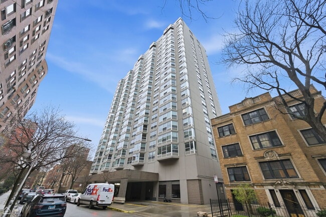 Building Photo - 720 W Gordon Terrace Unit 3B