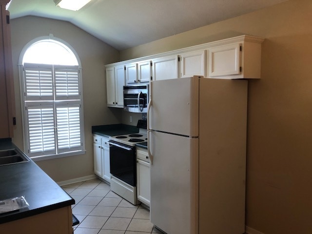Photo - 310 Evergreen Way
