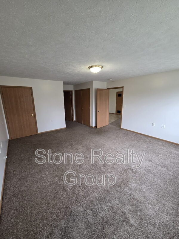 Photo - 651 N 25th St