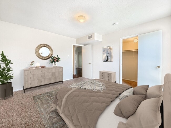 Photo - 4400 W Airport Blvd