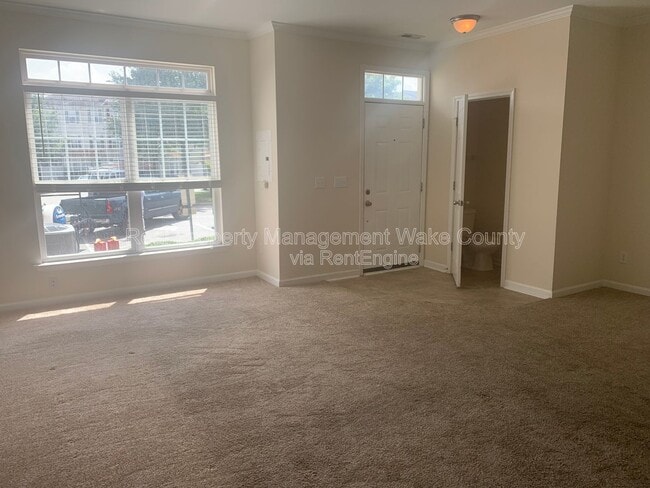 Photo - 2225 Raven Rd