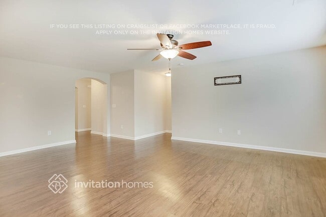 Photo - 351 Moonlit Trail