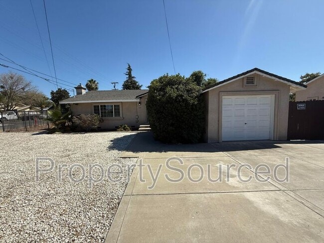 Building Photo - 524 E Krell Ln Rental
