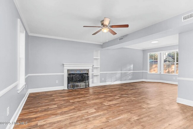 Photo - Room in House on Sara Dr