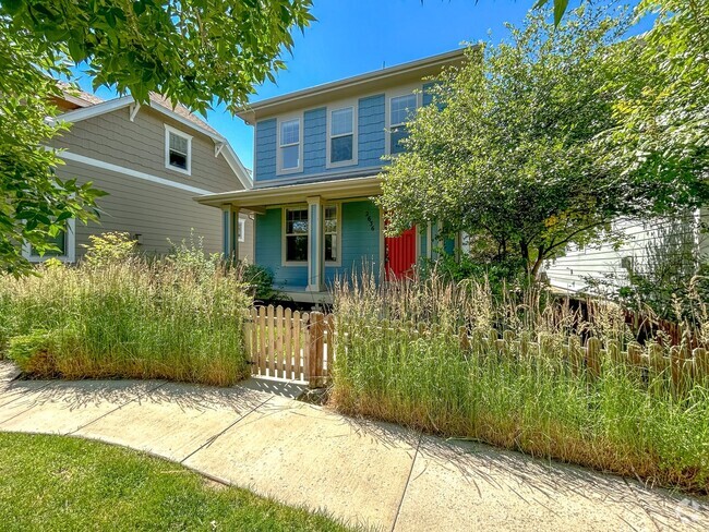 Building Photo - Fenced Courtyard Rental