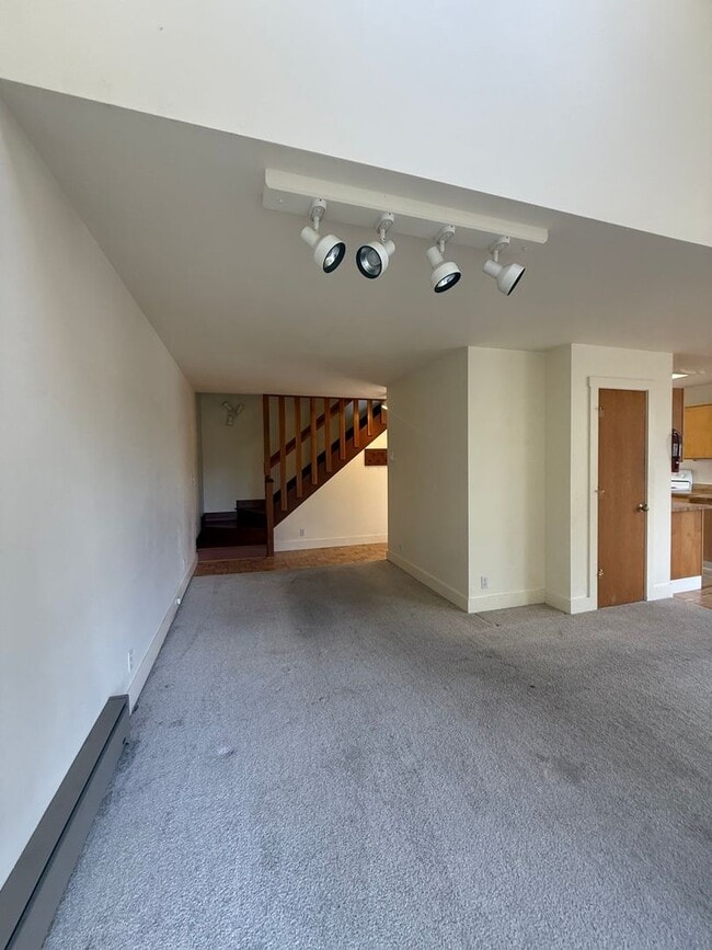 Photo - Airy two bedroom apartment in Railroad District | Available Now Unidad 123 Seventh St